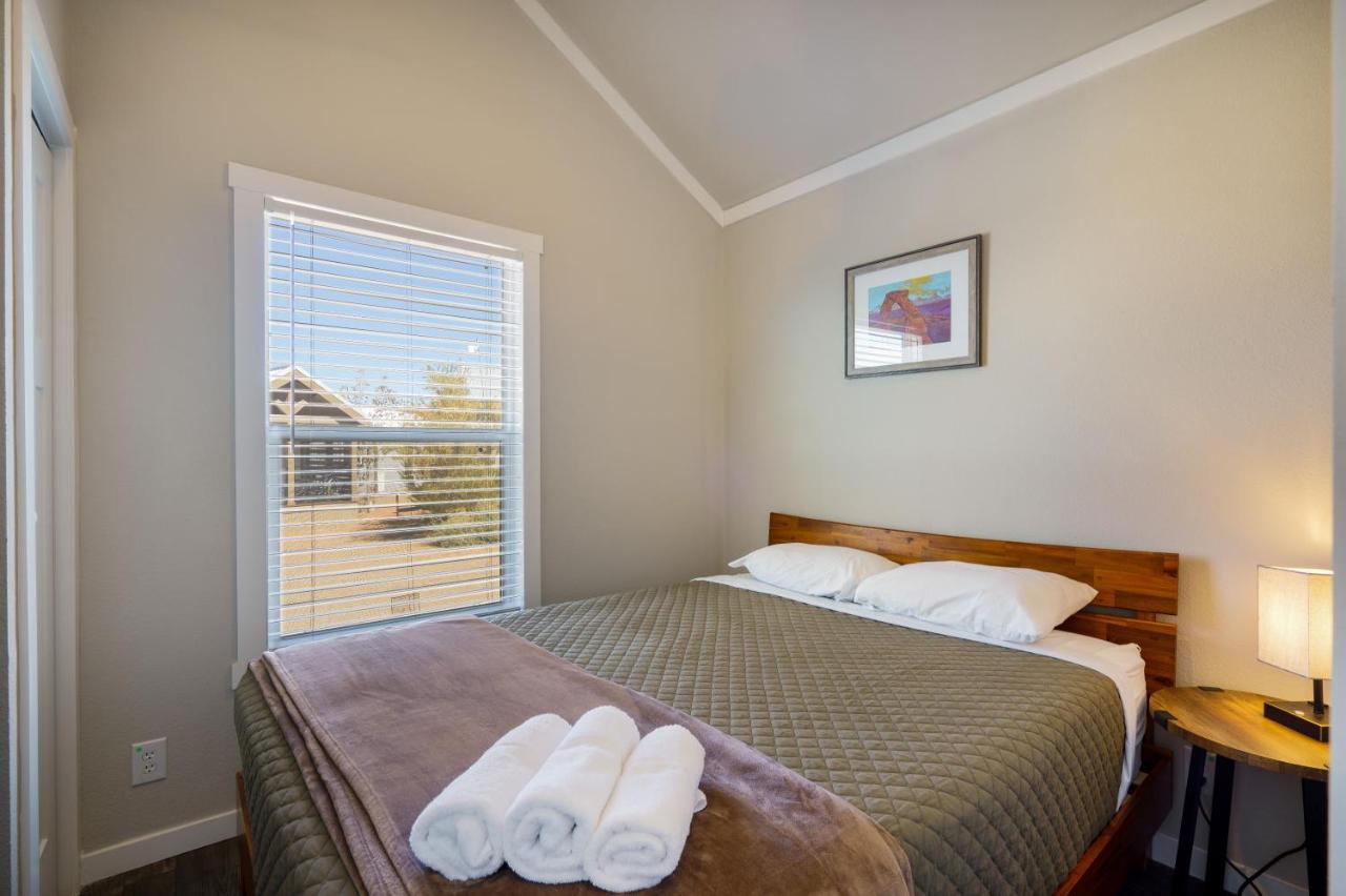 Htr Moab Motel Bagian luar foto
