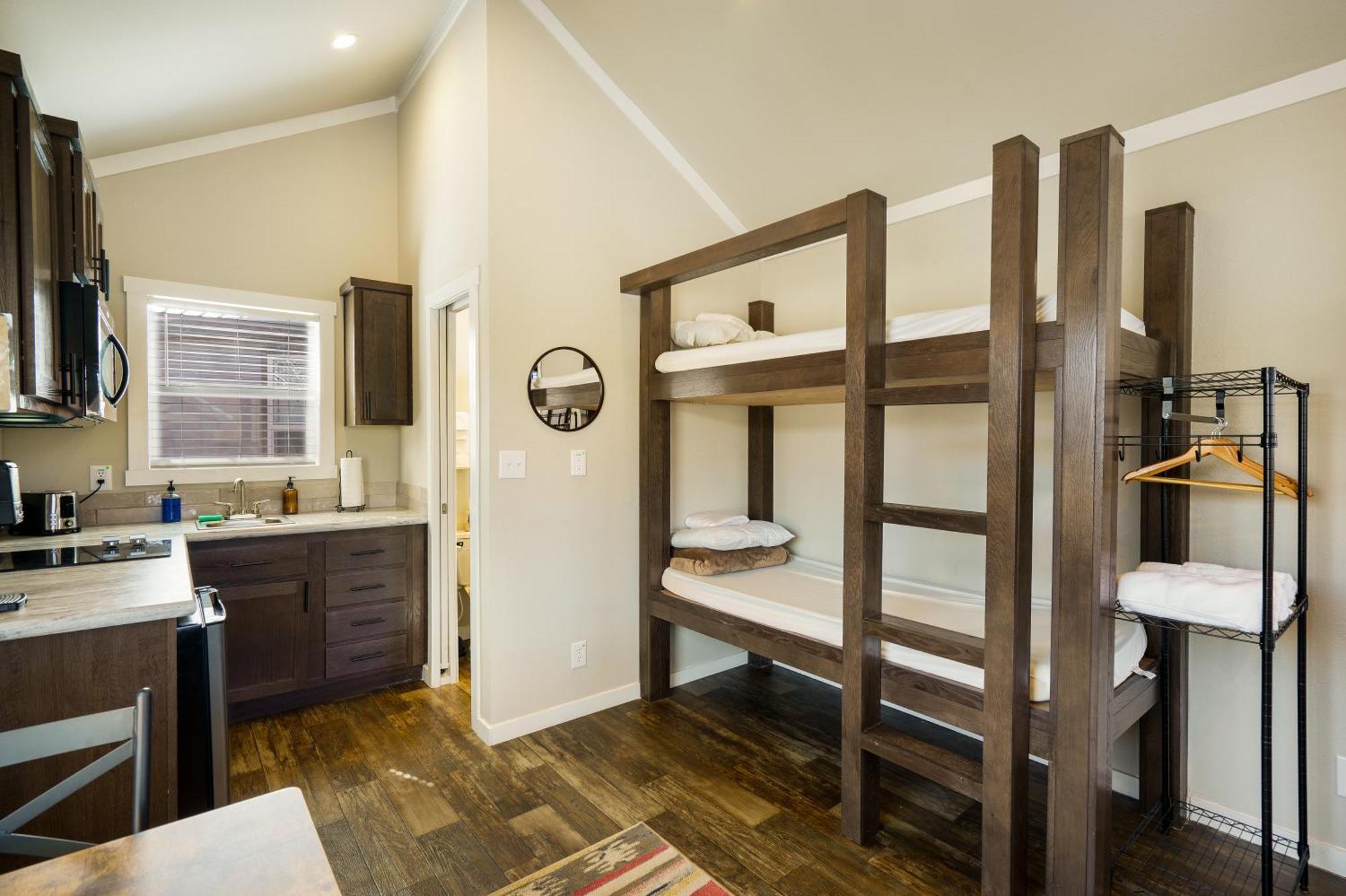 Htr Moab Motel Bagian luar foto